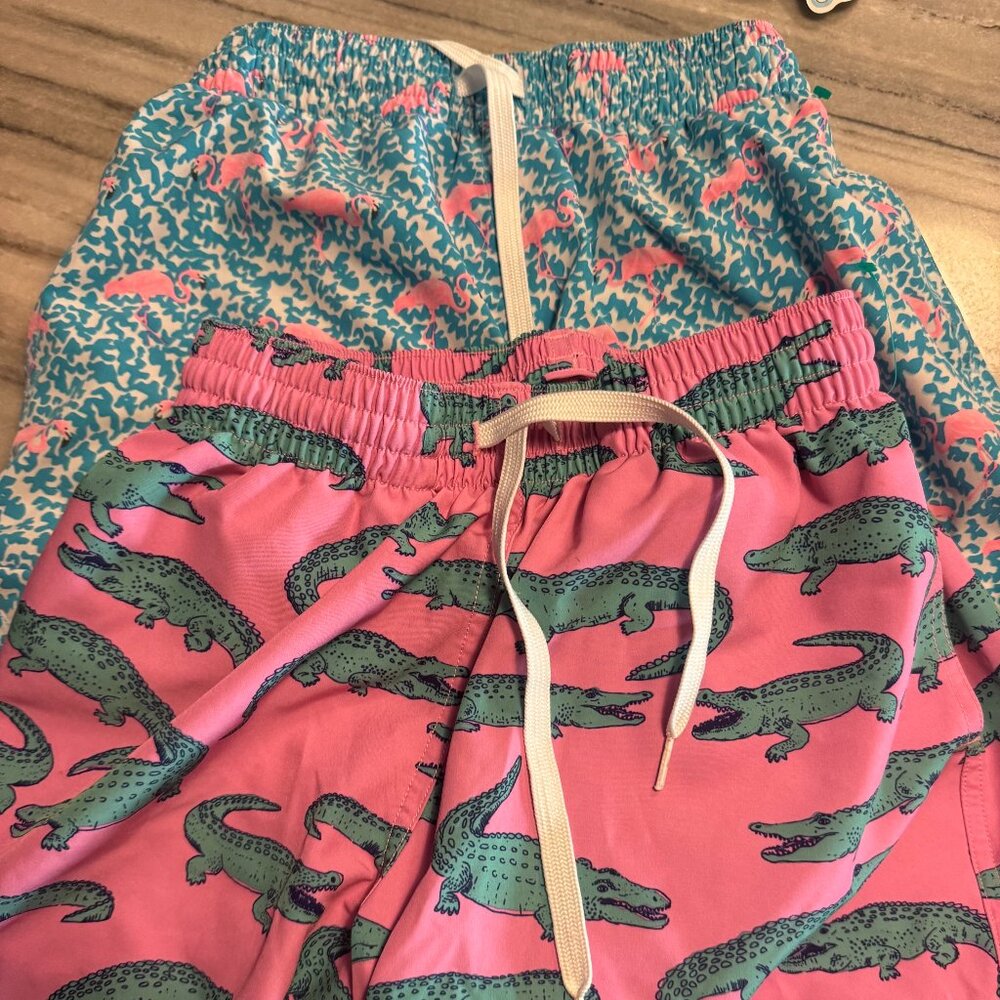 2 Pairs Chubbies Swimshorts XS